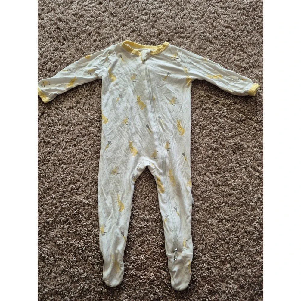 Kyte easter zippy size 3-6 months play condition